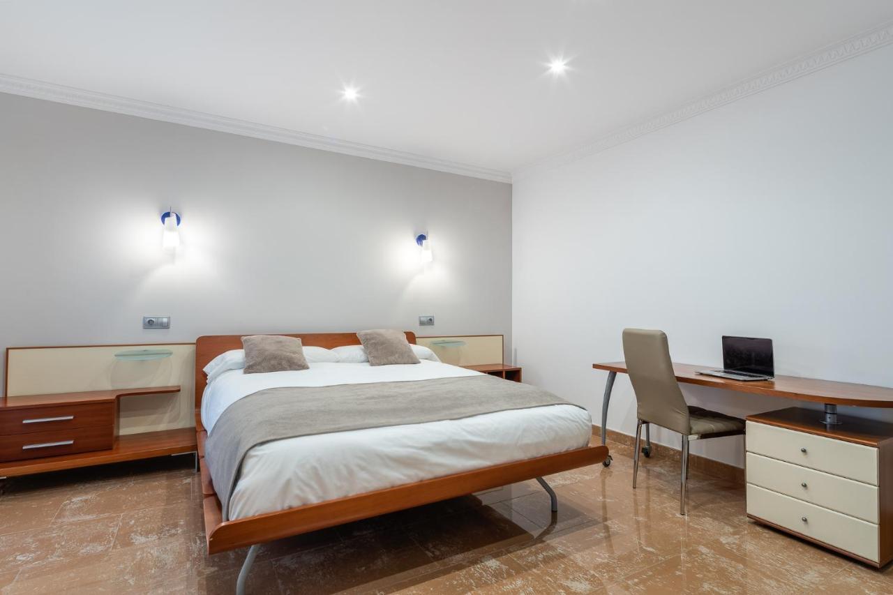 Villa Dalara Maspalomas, Private Pool And Jacuzzi มาสปาโลมาส ภายนอก รูปภาพ